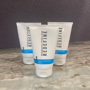Rodan & Fields Redefine Cleansing Mask